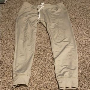 Zyia Oatmeal cozy joggers